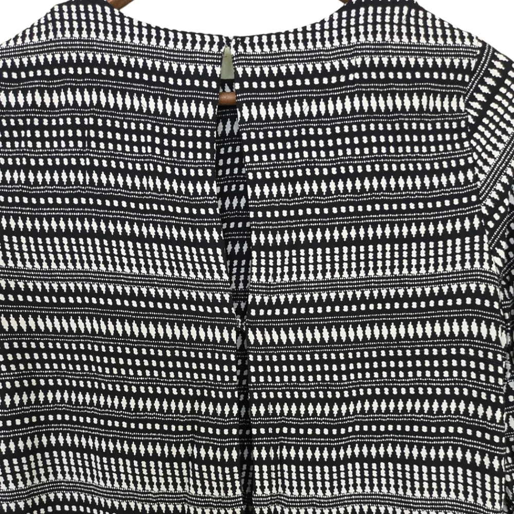 H&M long-sleeve black and white shift dress with keyhole back